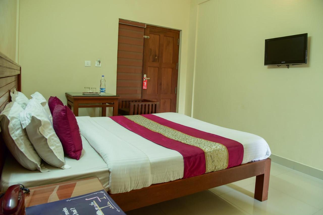Oyo 9404 Hotel White Fort Mananthavady Exterior foto